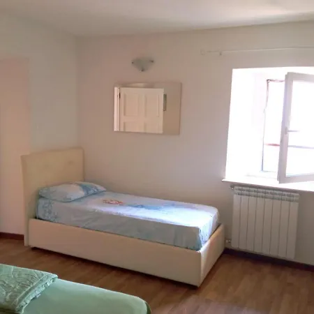 Home, Fully Equipped, 17 Mins Car From Bgy Airport Apartment